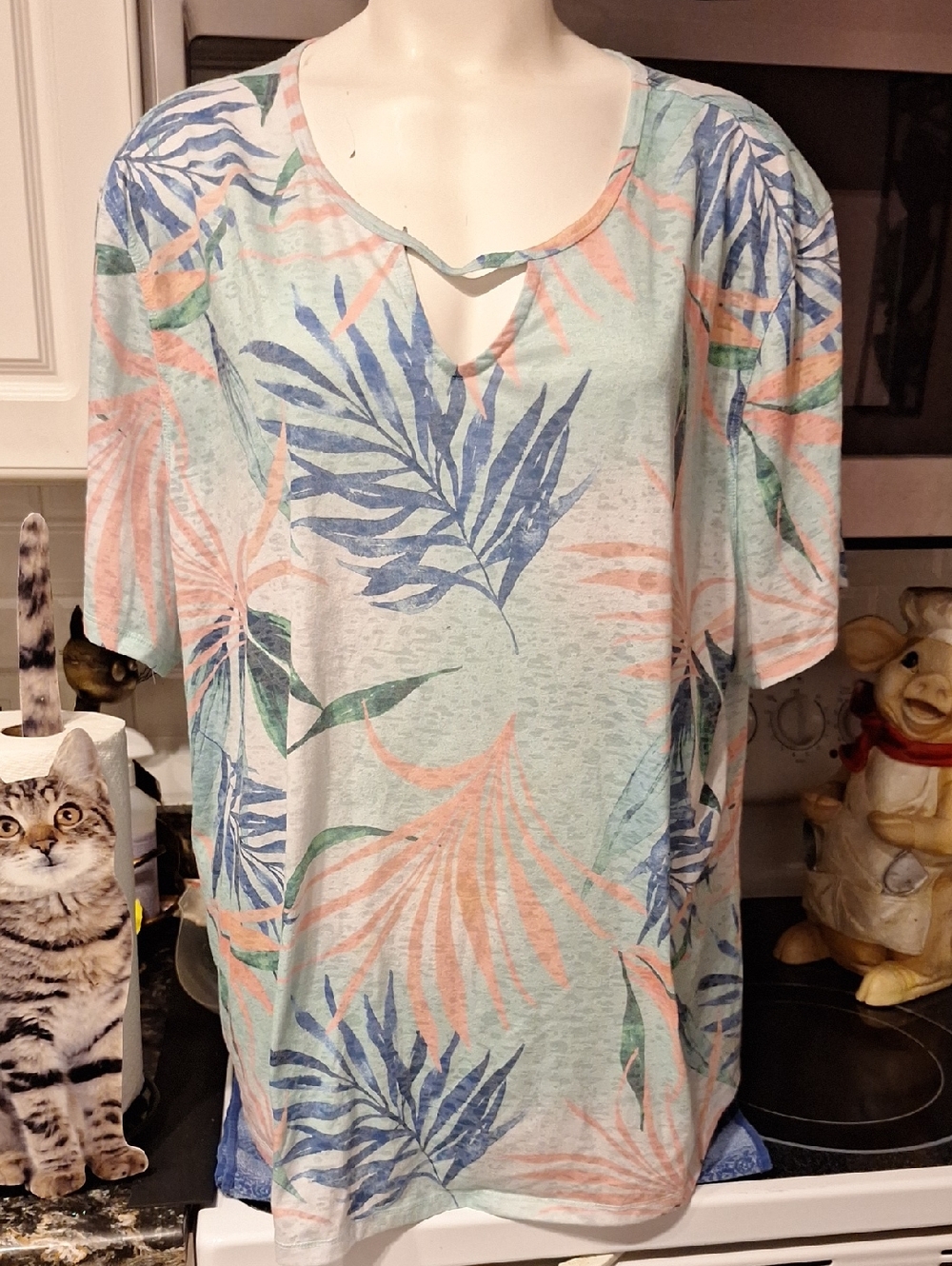 d Reel Legends Mint Tropical Leaf Print Short Sleeve Top
